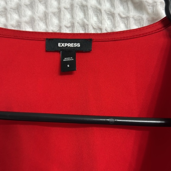 Red Express Blouse - Picture 2 of 3